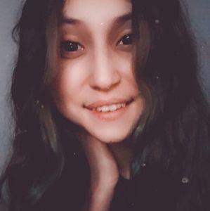 Meet your Posher, Felicity